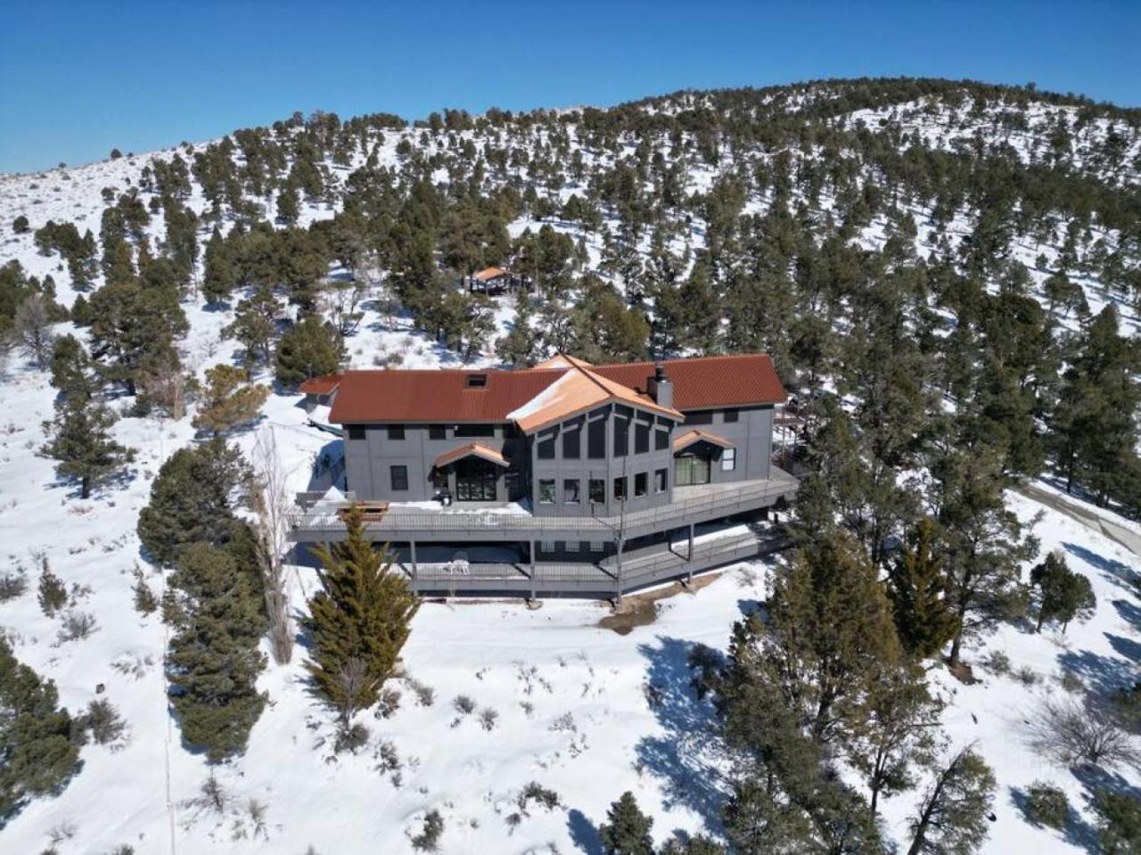 Steel Pine Lodge A Rustic Mountain Retreat Views Baldwin Lake Εξωτερικό φωτογραφία