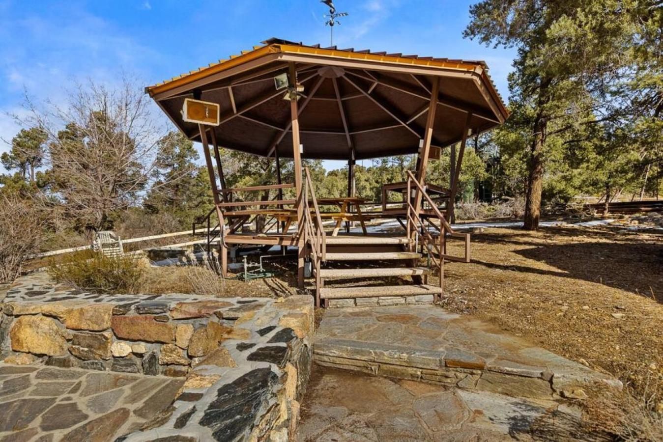 Steel Pine Lodge A Rustic Mountain Retreat Views Baldwin Lake Εξωτερικό φωτογραφία