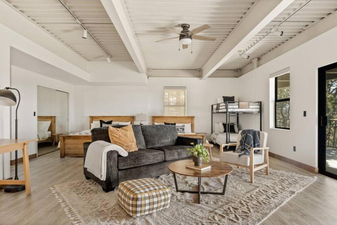 Steel Pine Lodge A Rustic Mountain Retreat Views Baldwin Lake Εξωτερικό φωτογραφία