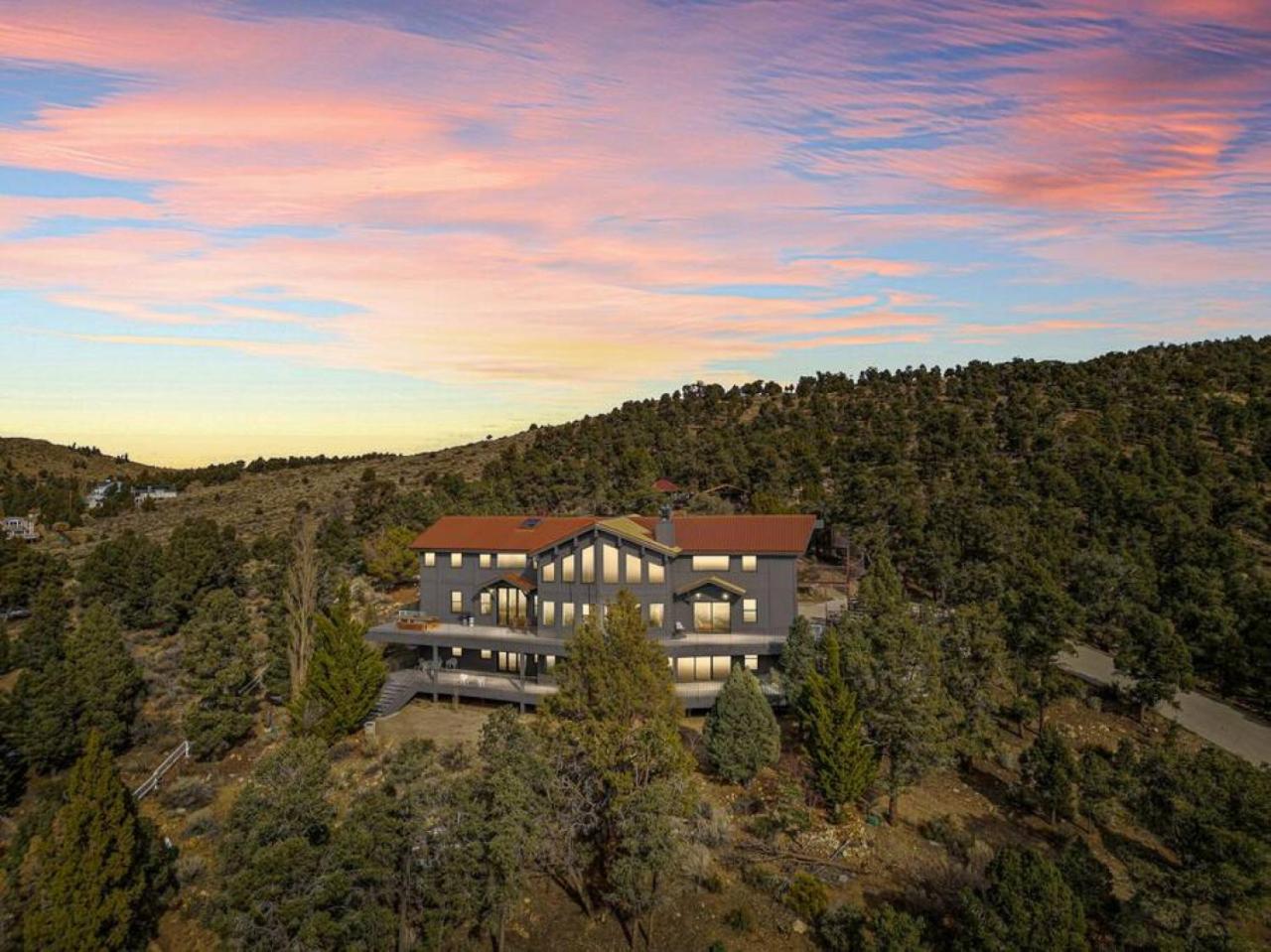 Steel Pine Lodge A Rustic Mountain Retreat Views Baldwin Lake Εξωτερικό φωτογραφία